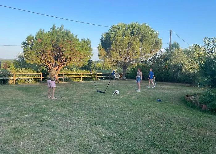 Casa de hóspedes Chez Isa Et Geo *